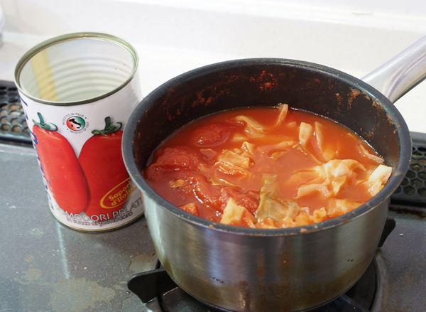 トマト缶でつくるスープ