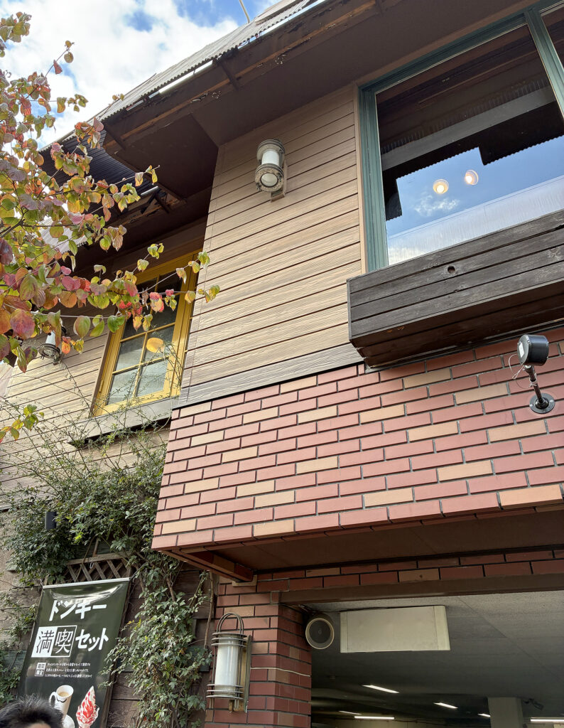 びっくりドンキー、外観